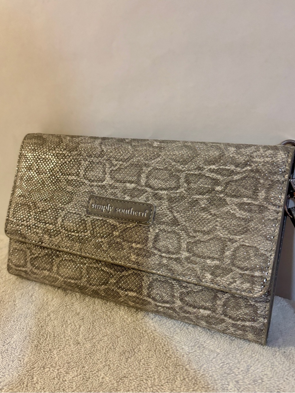 Simply Southern Metallic Sparkling Silver Clutch Wallet